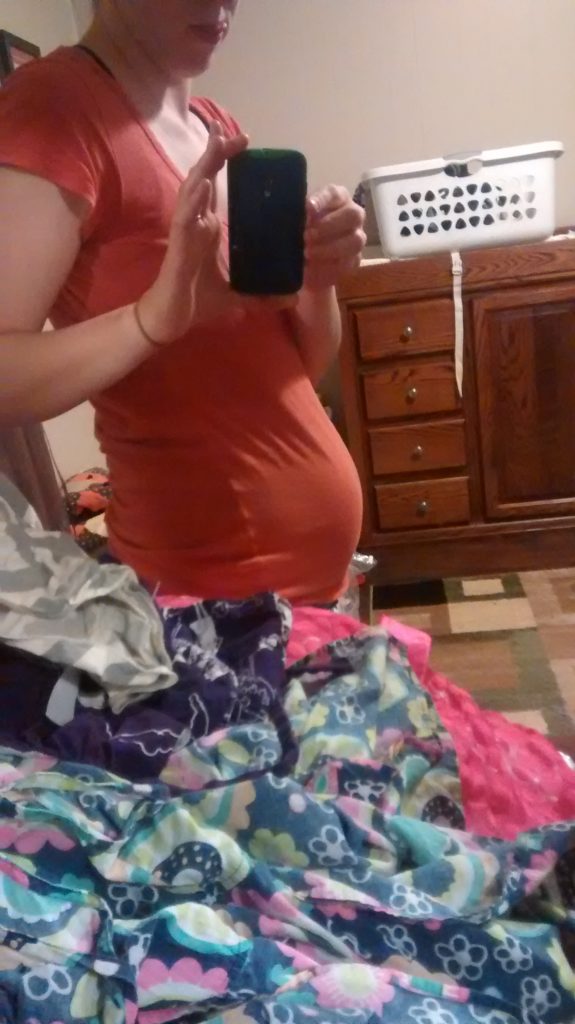 Baby bump 13 weeks